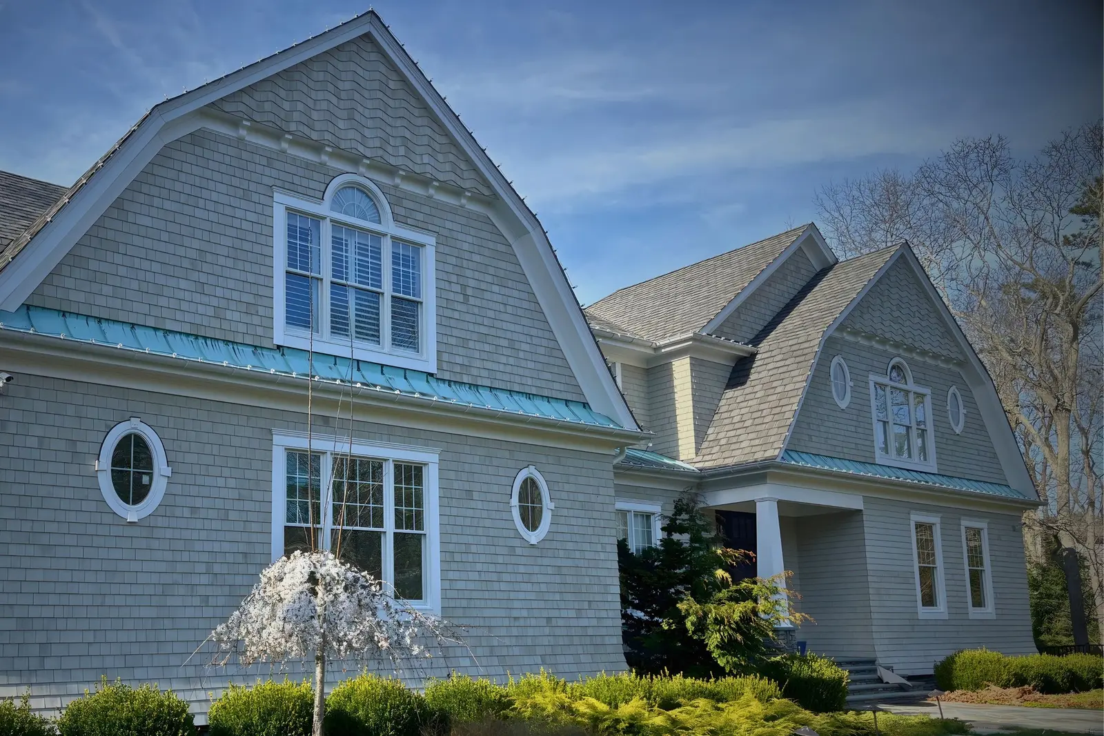 Cedar shake home after soft washing